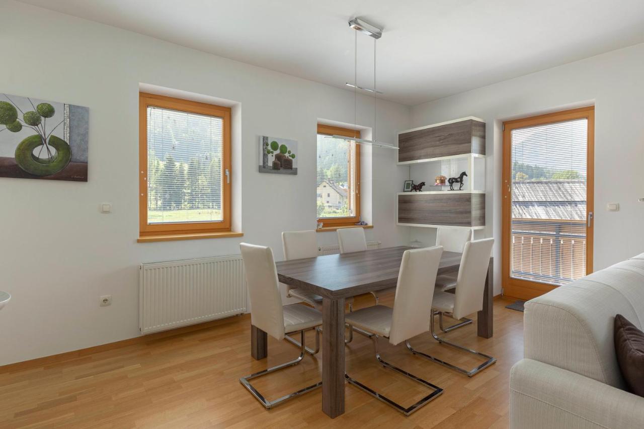 Sunee Apartment Kranjska Gora Buitenkant foto