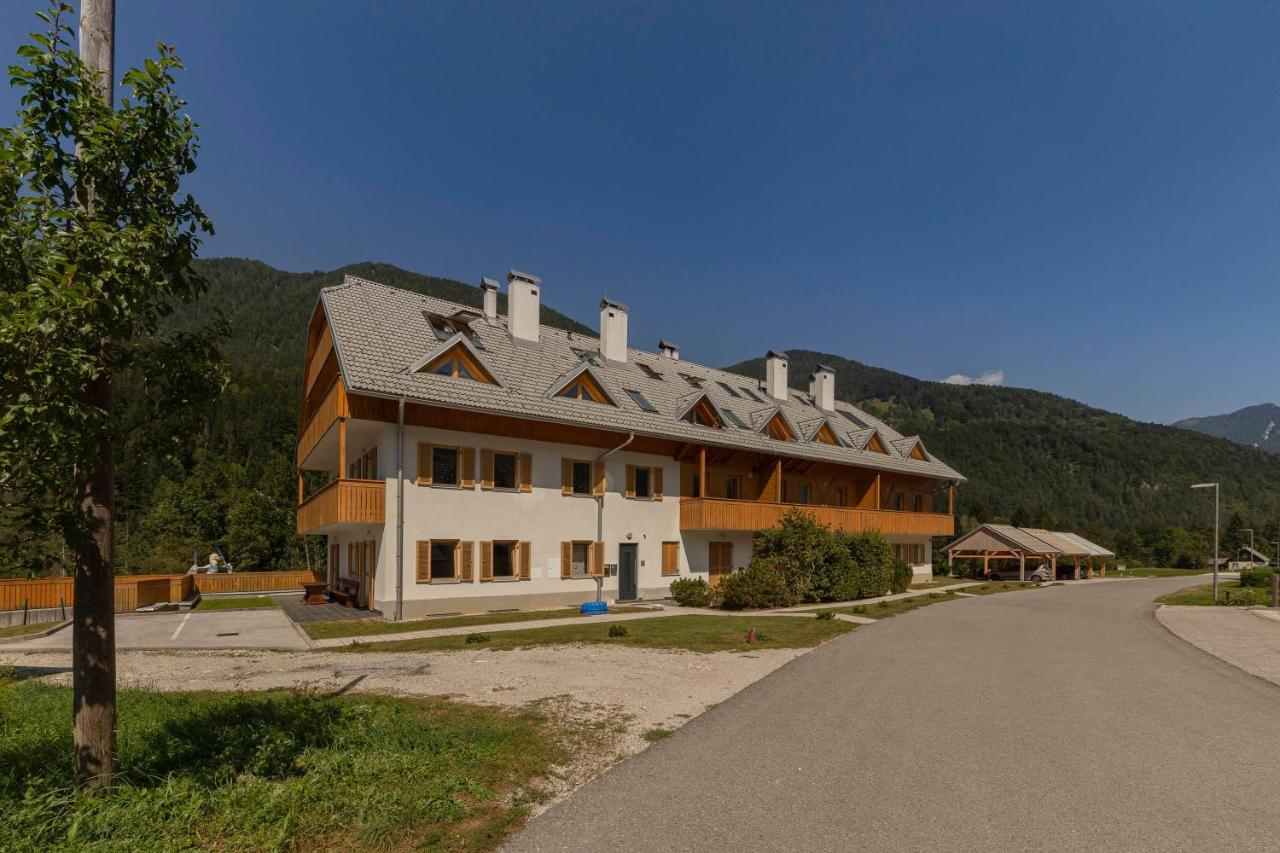 Sunee Apartment Kranjska Gora Buitenkant foto