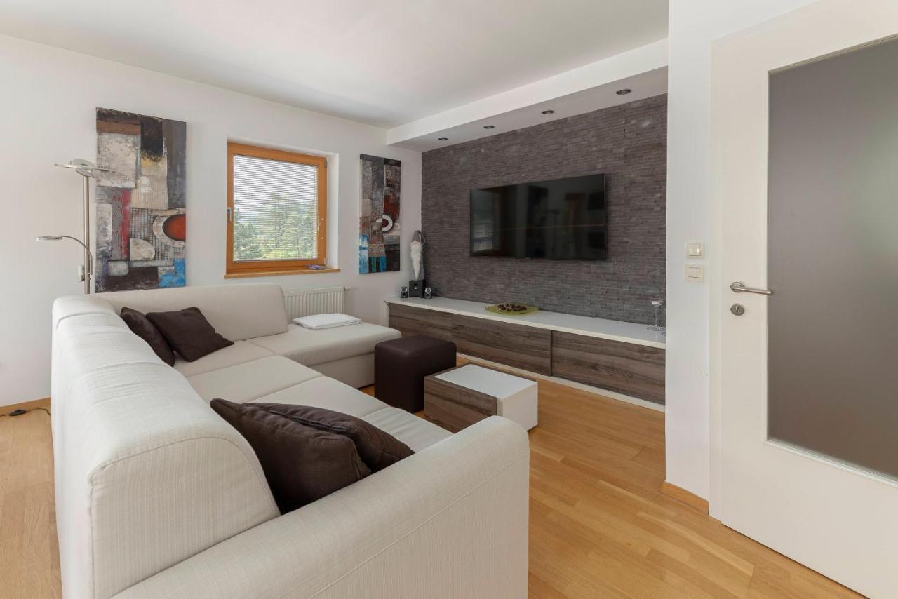 Sunee Apartment Kranjska Gora Buitenkant foto