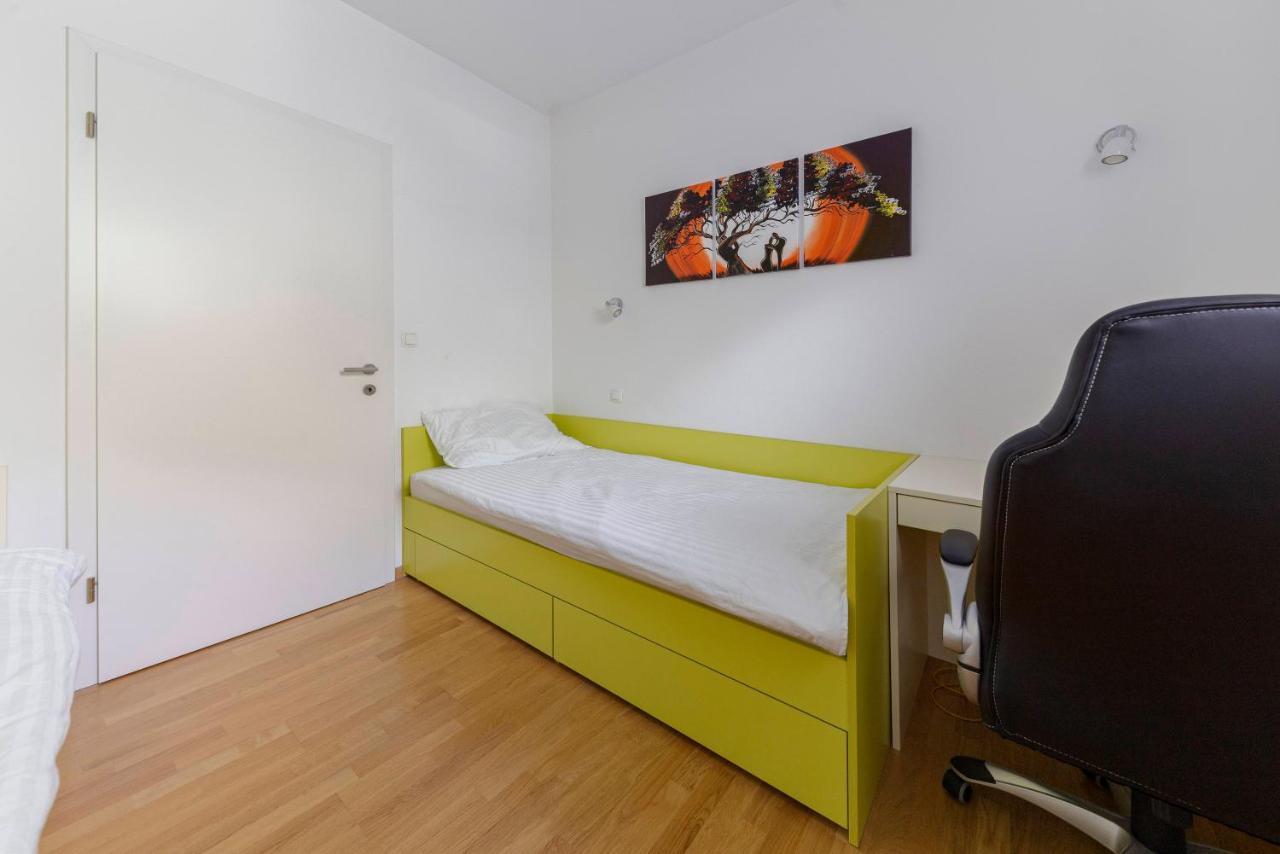 Sunee Apartment Kranjska Gora Buitenkant foto